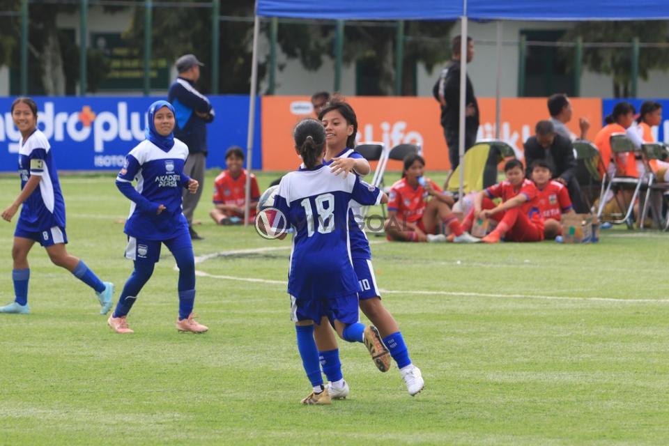 Akademi Persib Putri Kian Kokoh di Puncak Klasemen Hydroplus Soccer League U-15