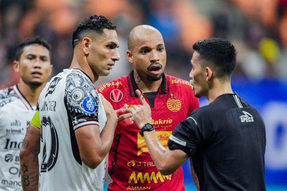 Persib Gagal Menang Atas Persik, Bojan Hodak Untuk Pertama Kalinya Komentari Kinerja Wasit, Muhammad Tri Santoso