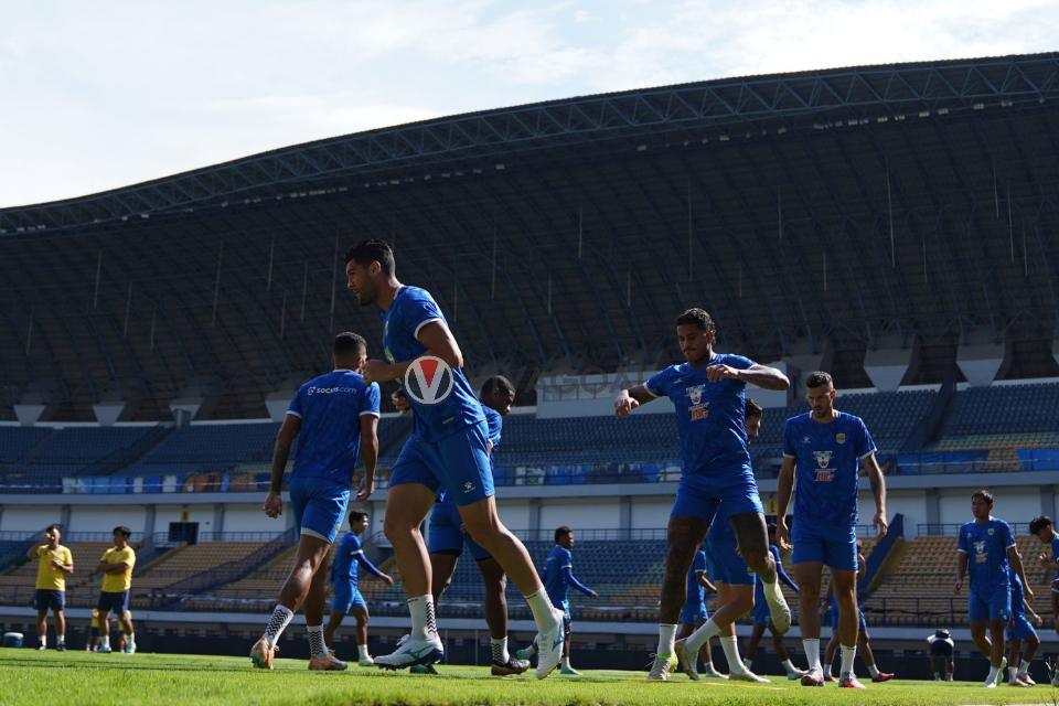 Pelatih Persib Ingin Jaga Tren Positif Saat Menjamu Persija