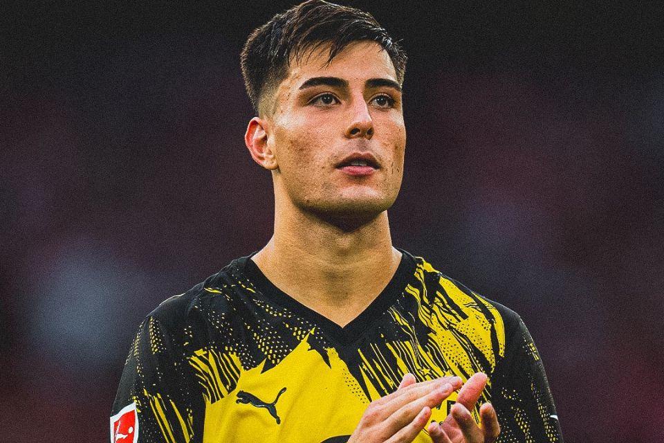 Aaron Anselmino Berpotensi Kembali ke Dortmund Meski Dipulangkan Chelsea