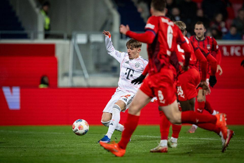Bos Bayern Munich Bela Lennart Karl Setelah Dicap Pengkhianat Oleh Suporternya Sendiri