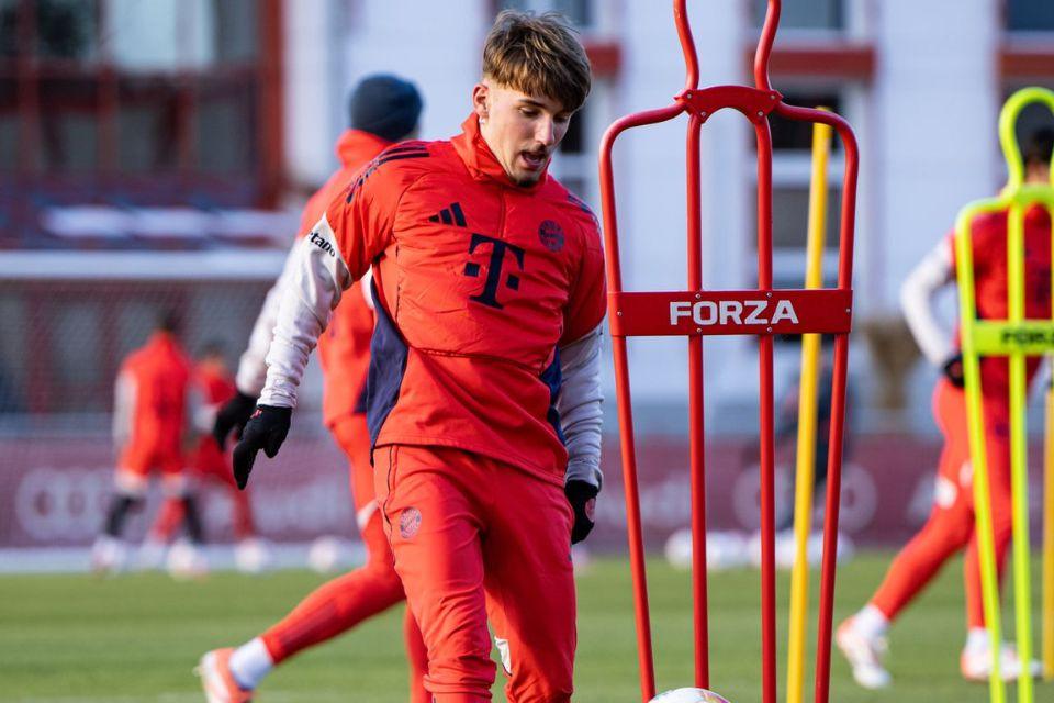 Bos Bayern Munich Bela Lennart Karl Setelah Dicap Pengkhianat Oleh Suporternya Sendiri