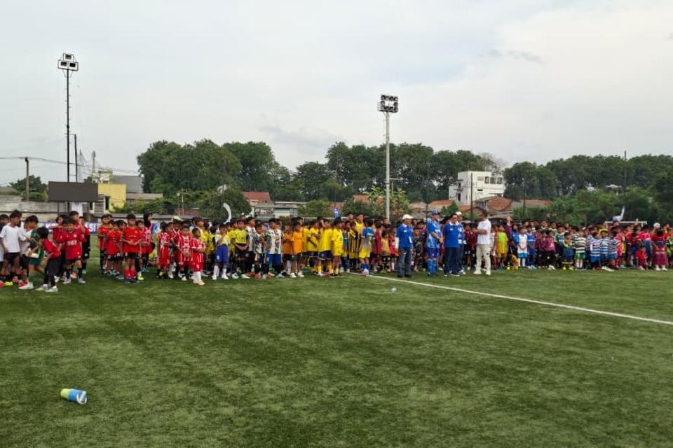 program satu anak satu bola