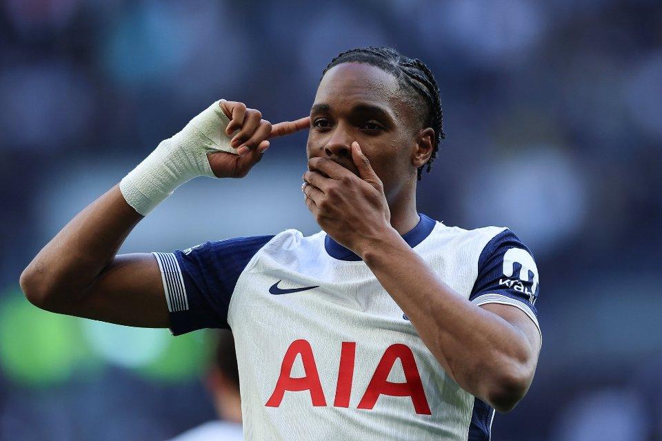 Tengah Stagnan, Penyerang Tottenham Dipantau Tim Promosi Ligue 1
