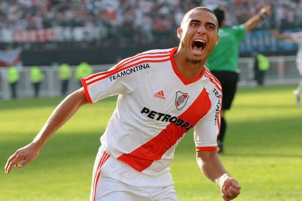 Obrolan Vigo: David Trezeguet, Legenda yang Rela Dua Kali Main di Kasta Bawah