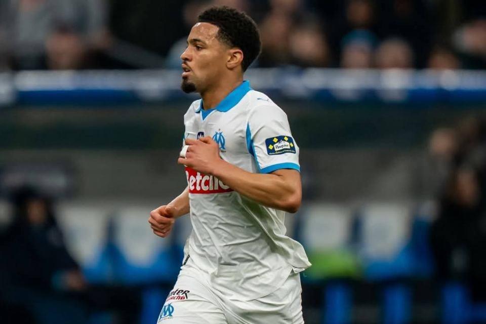 Masa Depan Tak Jelas, Dortmund Siap Selamatkan Pilar Muda Arsenal