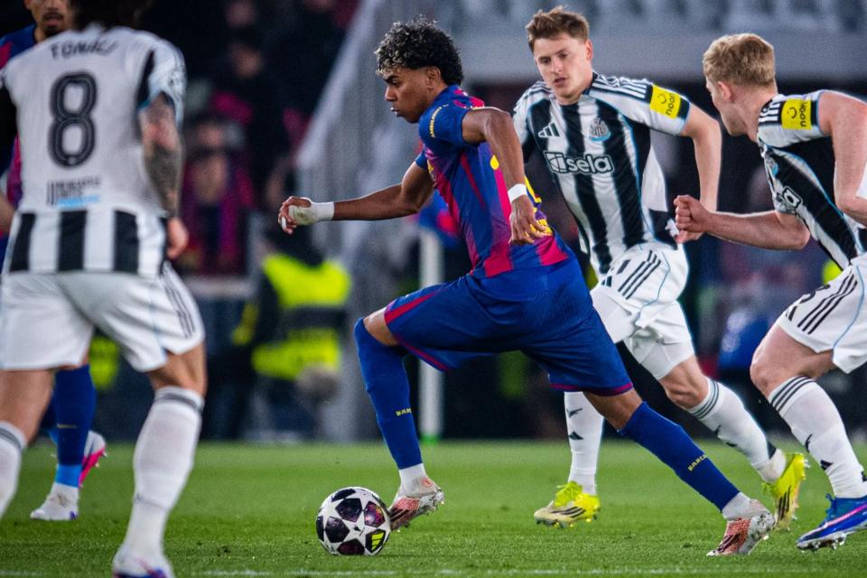 Penyerang Barcelona, Lamine Yamal