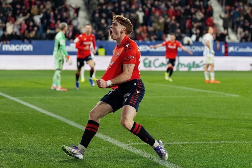 Bek Osasuna, Victor Munoz
