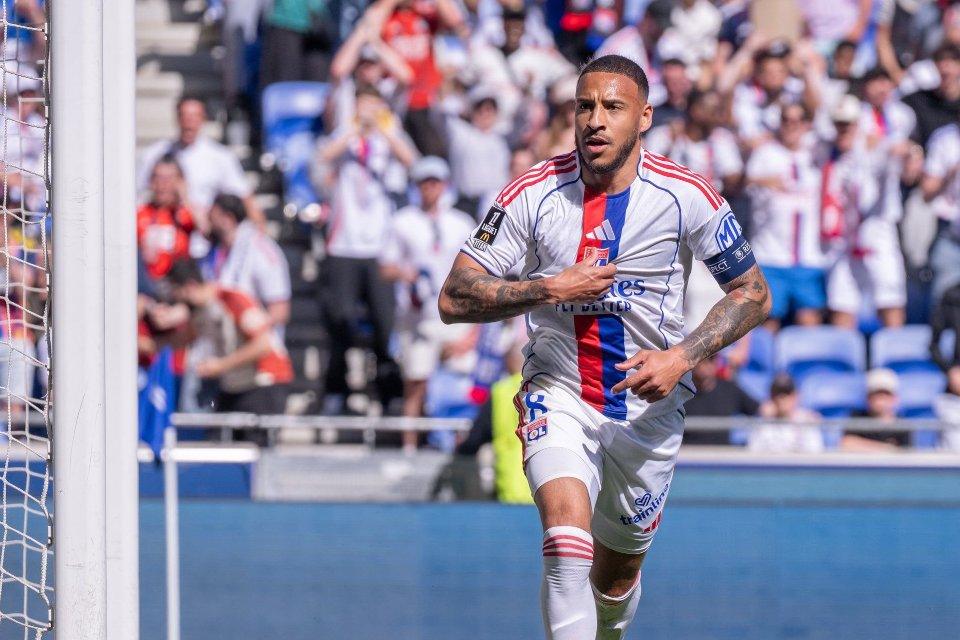 Kapten Lyon Siap Teken Kontrak Baru Bersama Klub
