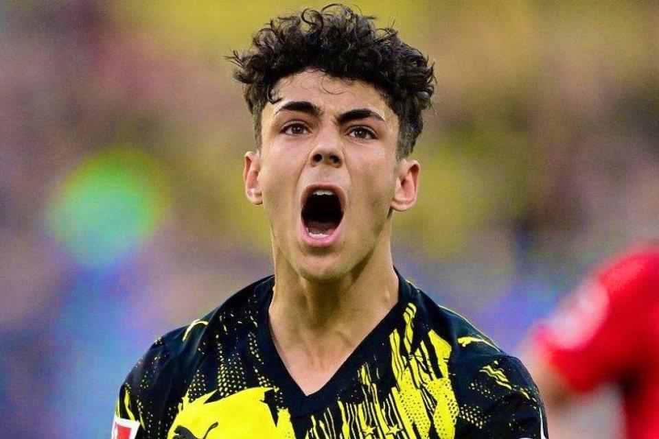 Wonderkid Dortmund Segera Debut di Timnas Italia