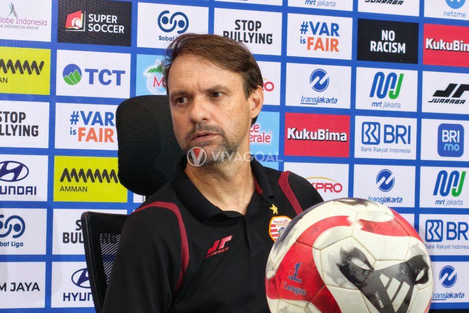 Gagal Juara, Mauricio Souza Isyaratkan Bertahan di Persija Musim Depan