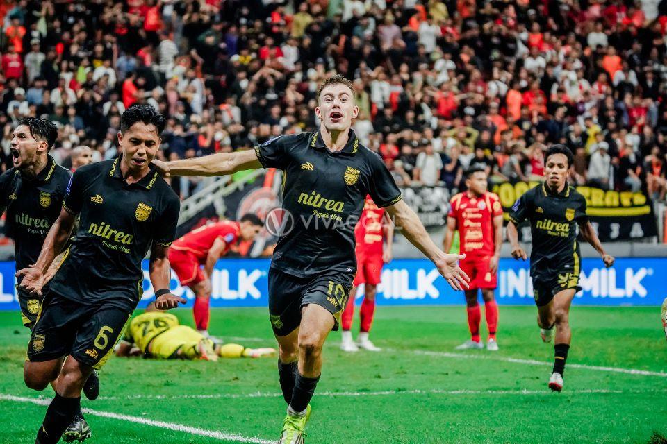 Peralta Dirumorkan Gabung Persija, Bos Borneo Angkat Bicara