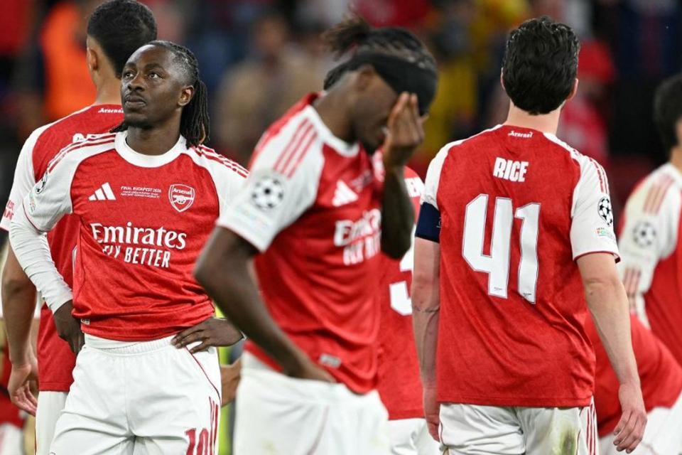 Kalah dari PSG, Arsenal Disarankan Rekonstruksi Lini Serangnya