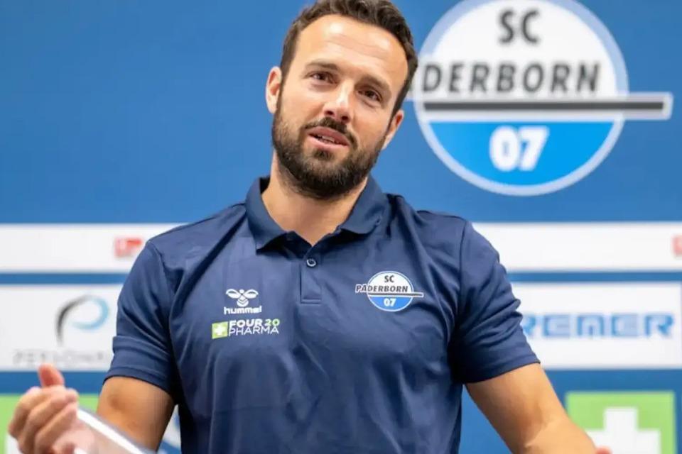 Berpotensi Promosi, Pelatih Paderborn Akui Timnya Sangat Tegang