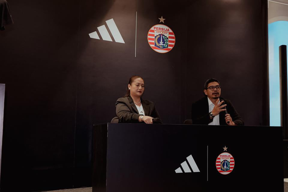 persija x adidas