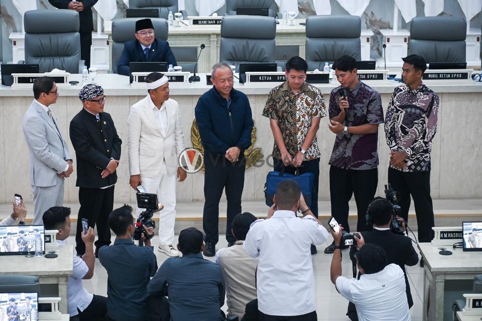 Kadeudeuh Gubernur Jawa Barat Untuk Persib Bukan Bersumber dari APBD