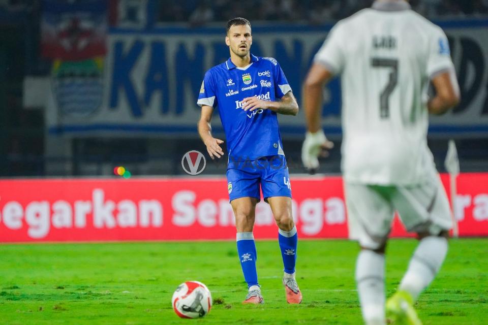 Bek Persib, Patricio Matricardi