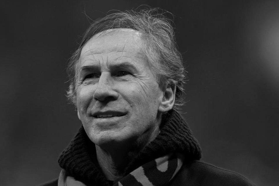 Legendanya Berpulang, Milan dan Sepakbola Italia Berduka