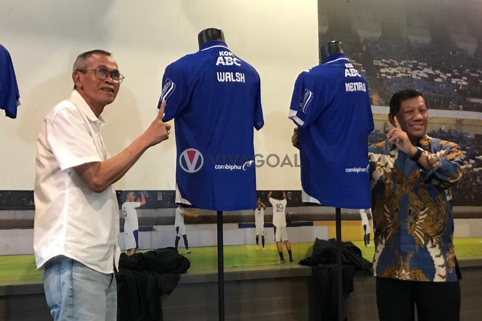 Sandy Walsh dan Luka Menalo Resmi Jadi Pemain Persib.