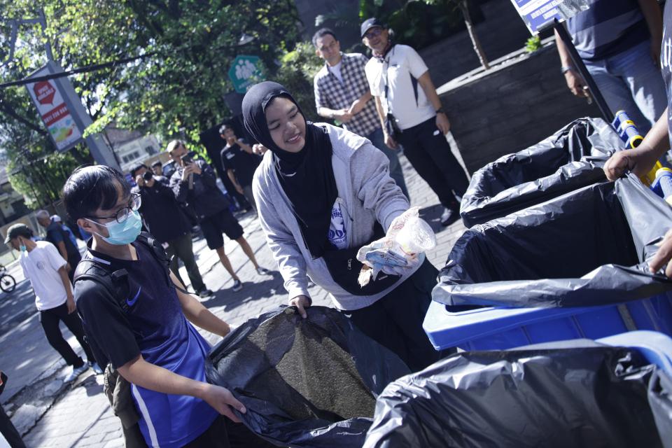 Persib Gelar Gerakan Bebersih