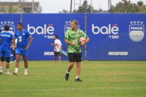 Pelatih Persib, Igor Tolic.