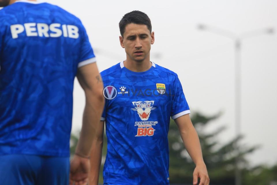 Pemain Persib Bandung, Luka Menalo.
