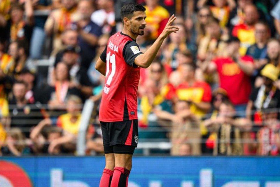 Dua Tim Prancis Siap Bersaing untuk Pilar Leverkusen