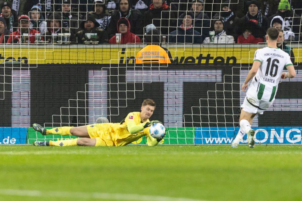Newcastle Tertarik Dengan Rekan Setim Kevin Diks di Gladbach