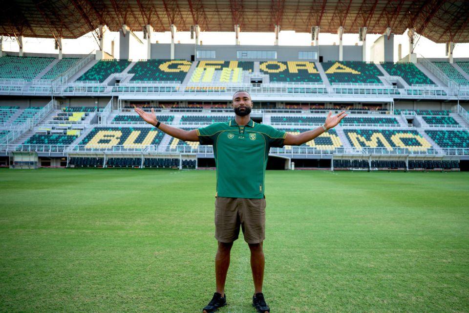Resmi! Persebaya Reunikan Bernardo Taveres Dengan Yuran Fernandes