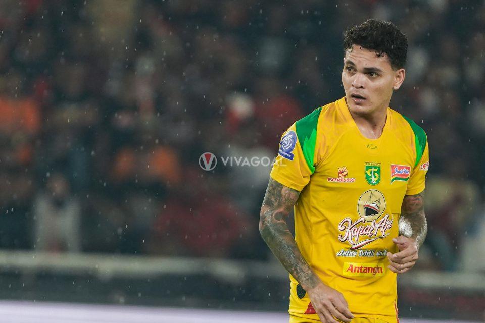 Resmi! Persebaya Reunikan Bernardo Taveres Dengan Yuran Fernandes