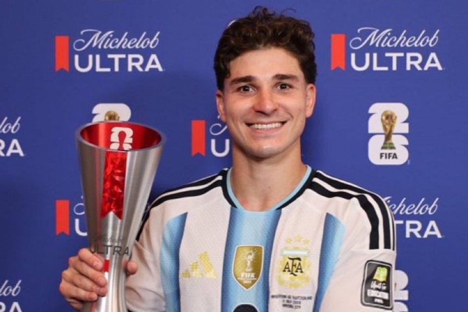 Soal Rumor Alvarez ke Barcelona, Presiden Atletico Pastikan Satu Hal