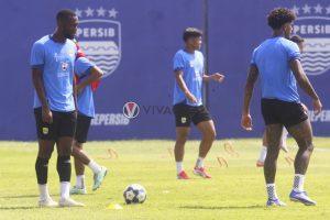 Sesi Latihan Persib