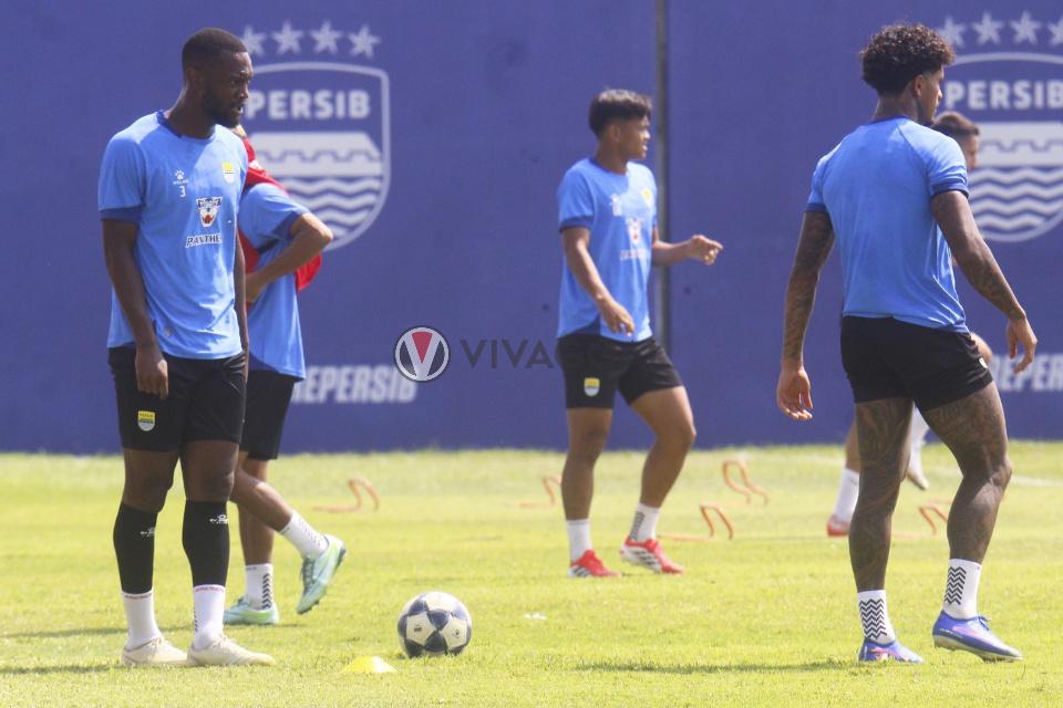 Sesi Latihan Persib