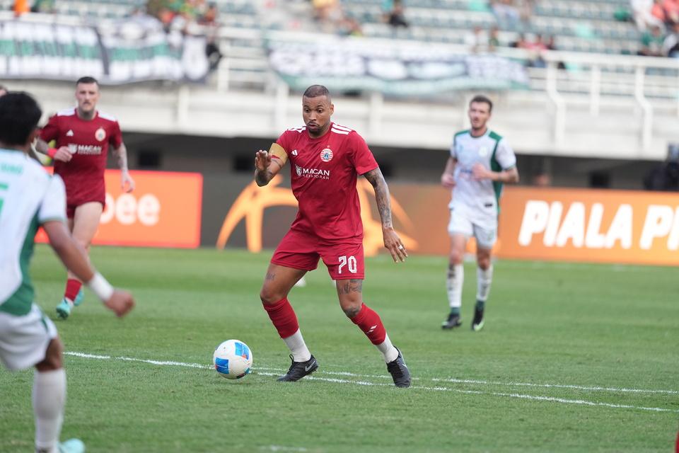 gustavo almeida