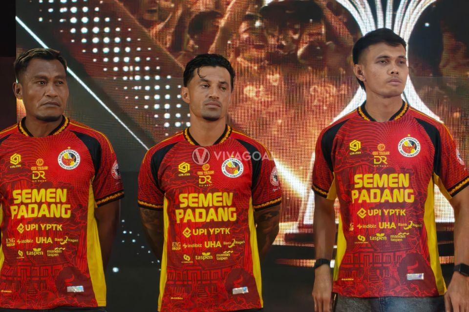 Semen Padang Perkenalkan Skuad dan Jersey untuk Championship 2026/27