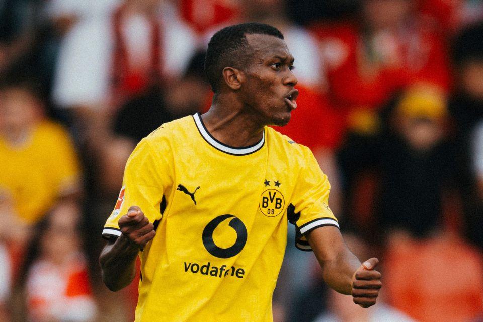 Nasib Apes Gelandang Ekuador, Baru Gabung Dortmund Malah Terancam Dilepas