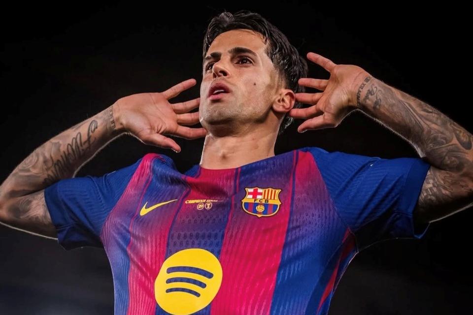 Ditepikan dari Tim, Kans Barcelona Amankan Pemain Incarannya Terbuka?