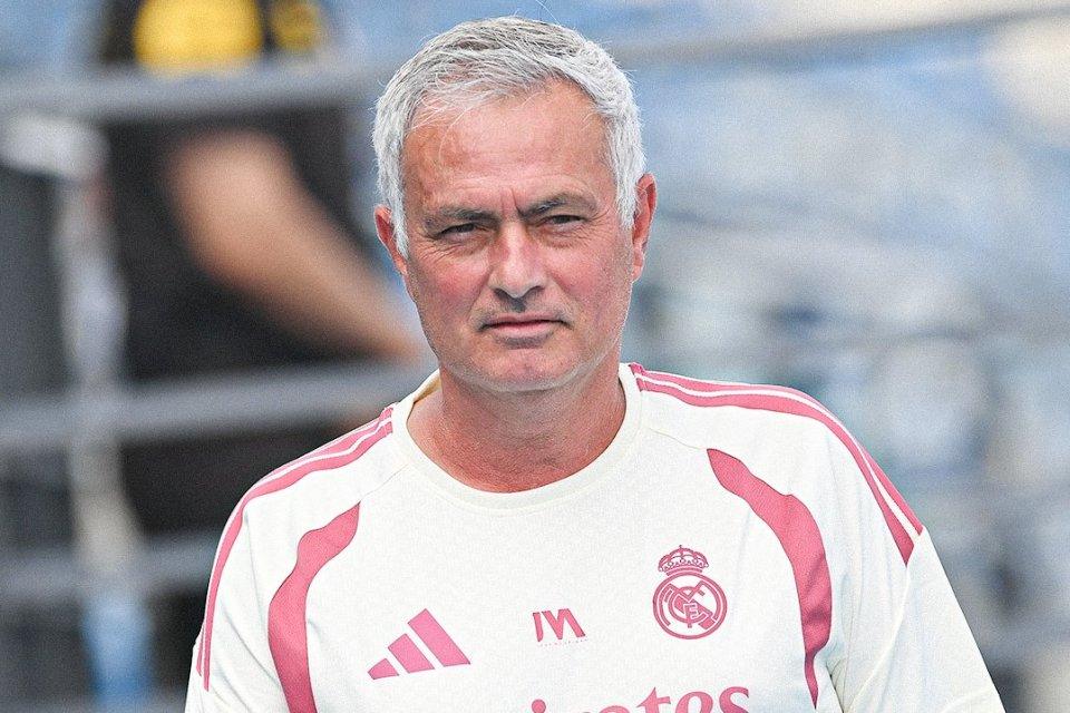 Dua Tahun Tanpa Gelar, Legenda Madrid Minta Mourinho Kasih Pembuktian