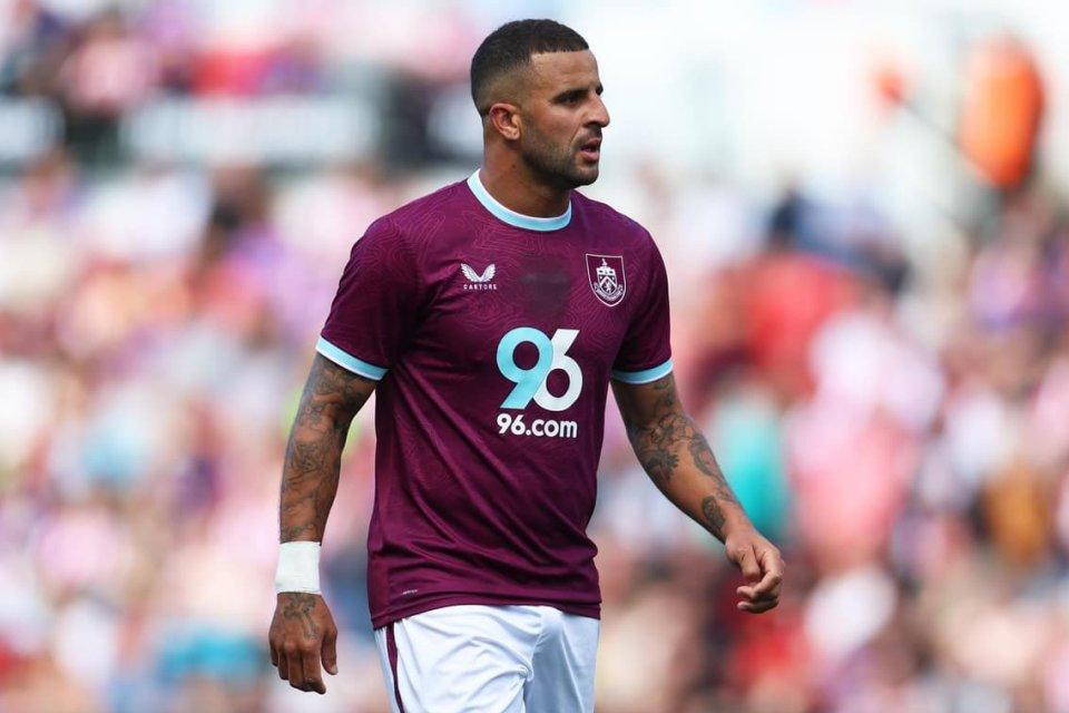 Terdegradasi Bersama Burnley, Mantan Kapten Man City Bakal Main Lagi di Premier League?