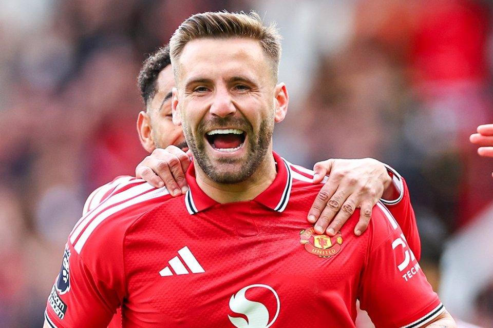 Legenda United Minta Carrick Tak Mainkan Dua Pemain Ini