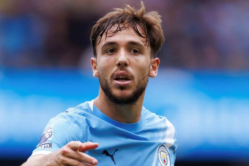 Sudah Ditinggal Rodri, Gelandang City Sudah Jalin Komunikasi dengan Tim Inggris Lain?