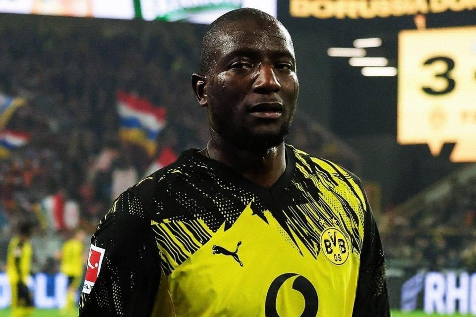 Di Akhir Bursa, Barcelona Akan Bergerak untuk Penyerang Dortmund?