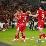 Ragnar Oratmangoen, Luke Vickery, dan Mitch Baker