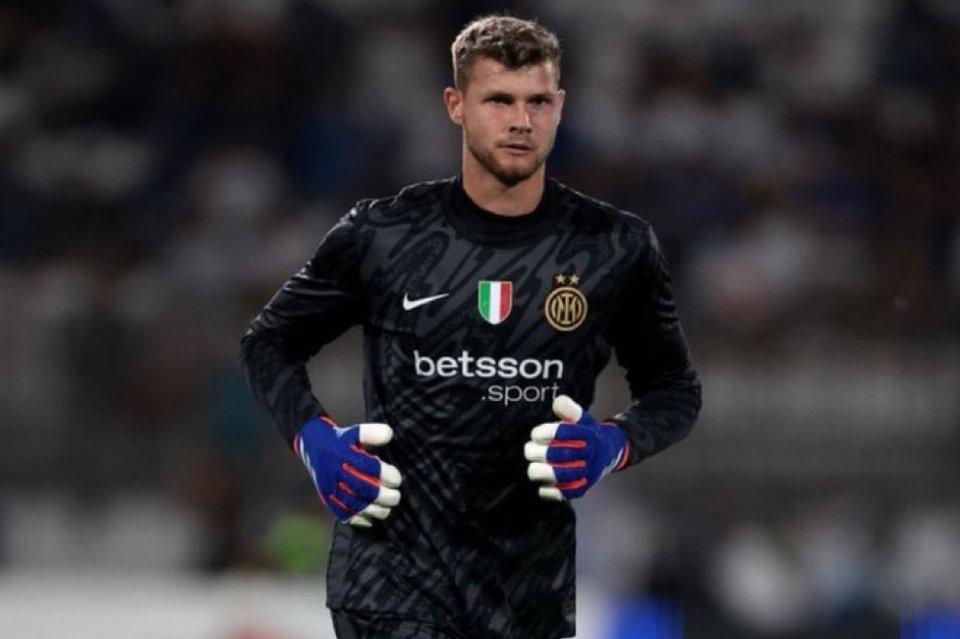 Meski Kebobolan Tiga Gol, Chivu Tetap Sanjung Kiper Inter