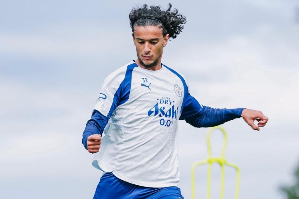 Obrolan Vigo: Ayyoub Bouaddi, Konduktor Muda Manchester City