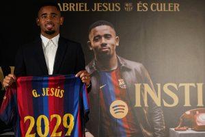 Setelah Drama Striker, Gabriel Jesus Bisa Didaftarkan Barcelona di Menit Terakhir