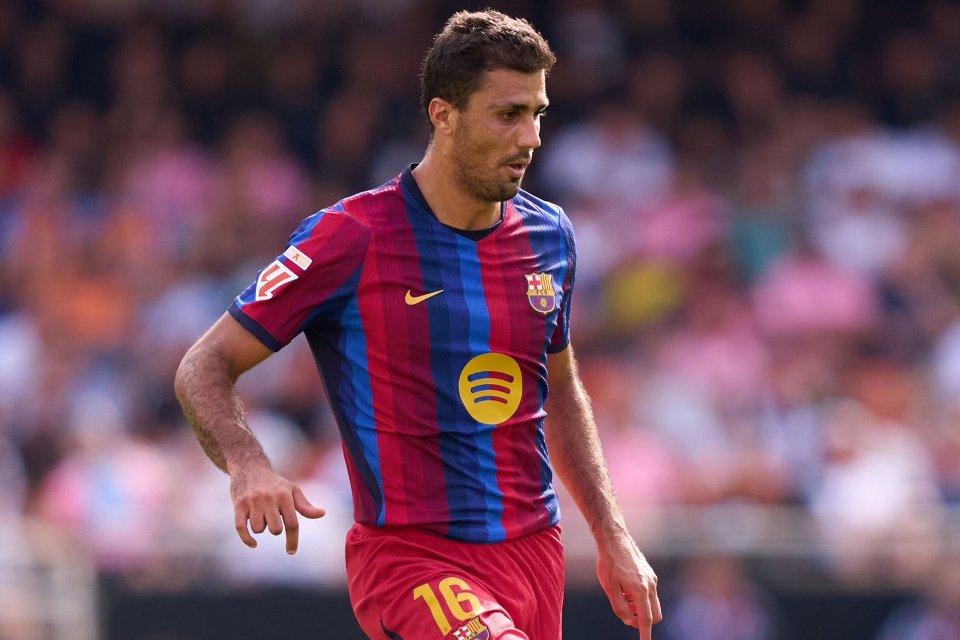 Barcelona Menang Besar atas Valencia, Rodri Malah Tak Senang