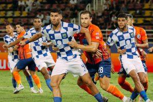 Julio Cesar Pemain Persib Dalam Laga Kontra Port FC