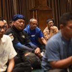 Bobotoh di kegiatan kajian dan doa bersama bertajuk “Lekas Pulih Indonesia” di Masjid Jaza, Bandung, Kamis (22/10/2026).