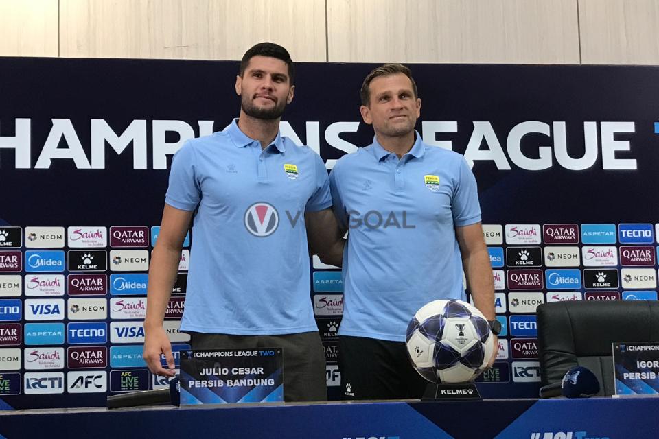 Julio Cesar dan Igor Tolic